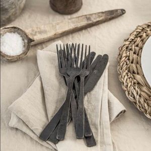 Magic linen set of 4 LINEN Napkins natural beige